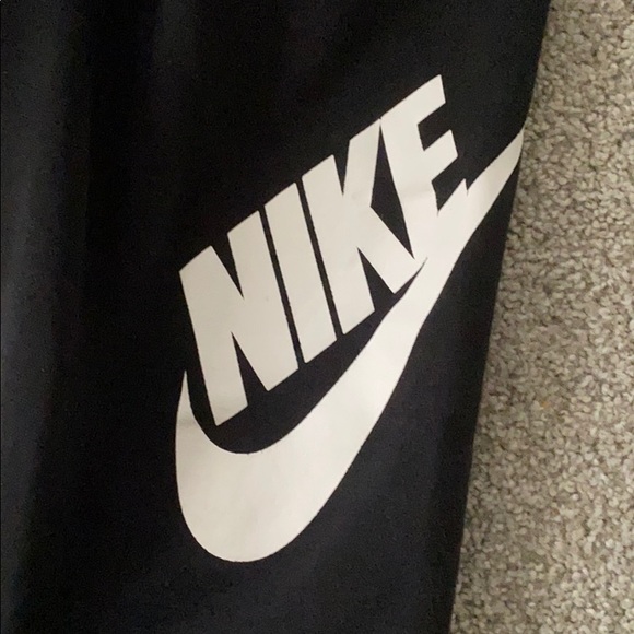Kids Nike Black Sweatpants - Picture 3 of 3